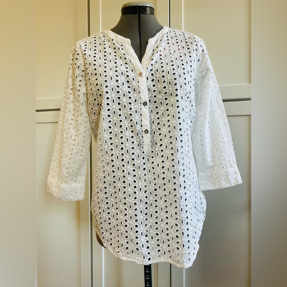 Liz Claiborne White Eyelet Split-Neck Tunic